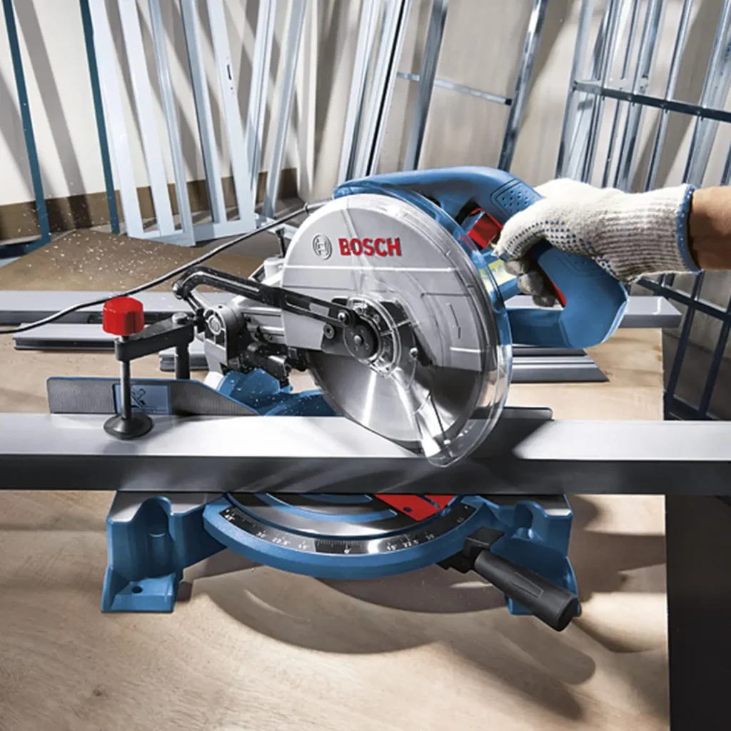 🟣 Las ingletadoras bosh son capaces de cortar madera y aluminio. ENTRA AHORA!! Y DESCUBRE más sobre ellas.