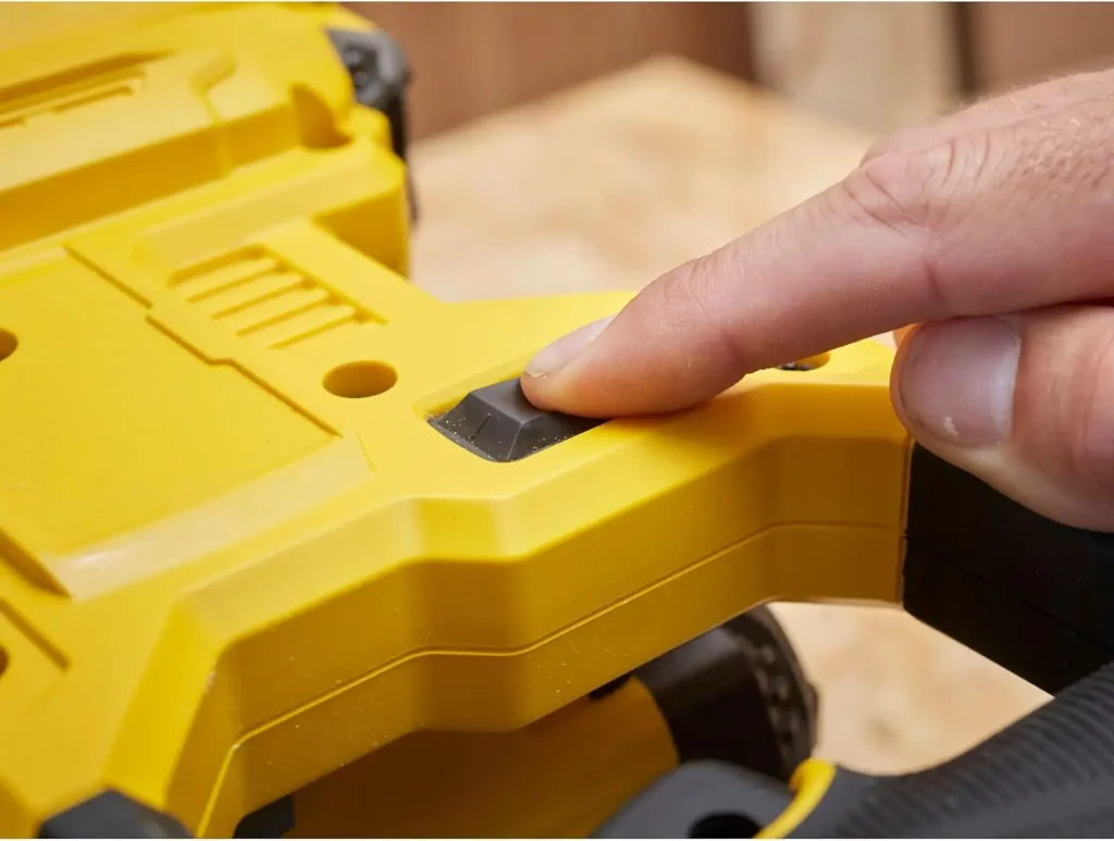 🟣 REALIZA cortes a 45 grados con ingletadora Stanley SCM701 B3 resultado preciso. DALE CLIC!!!